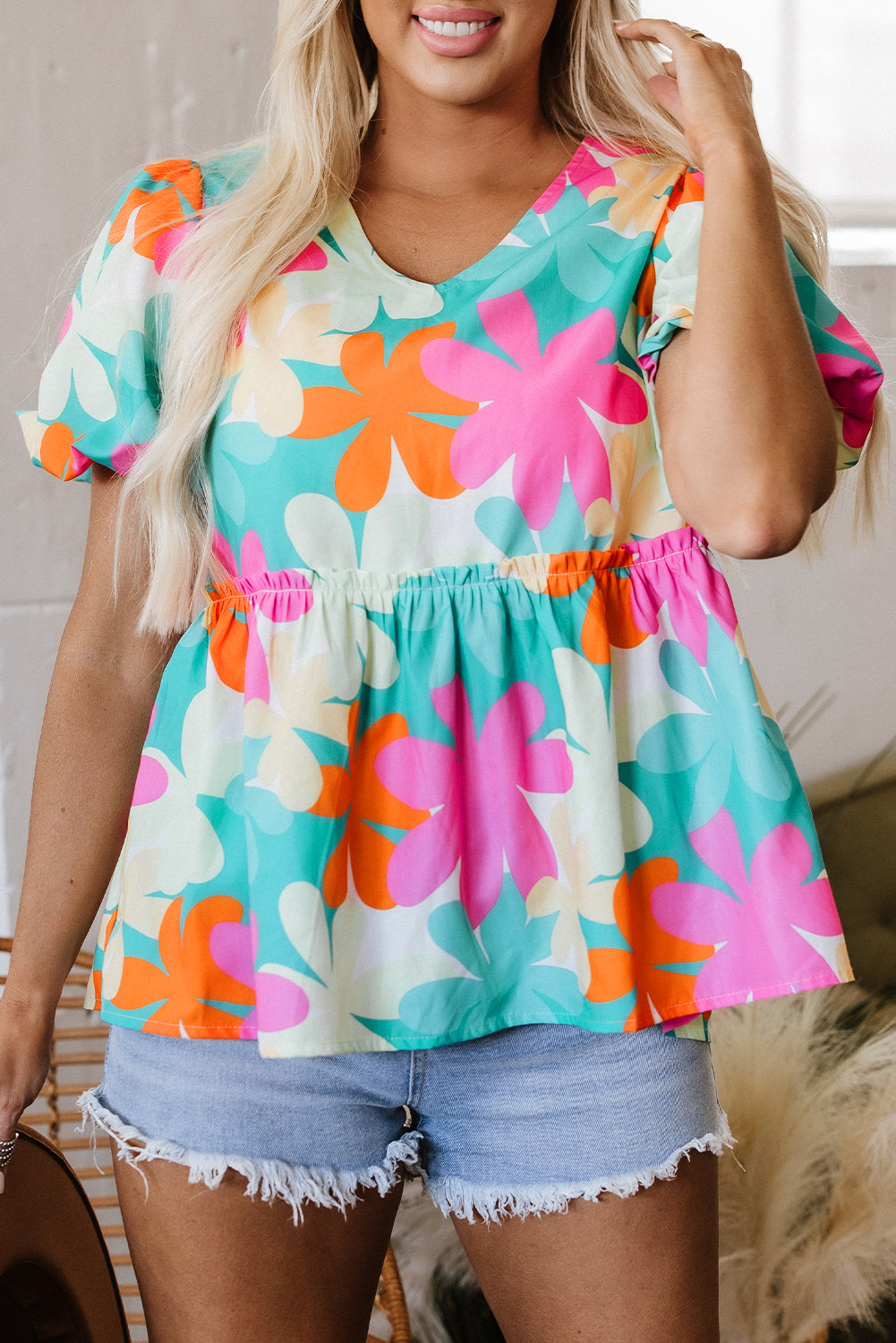 Pink Floral Print Bubble Sleeve V Neck Peplum Blouse