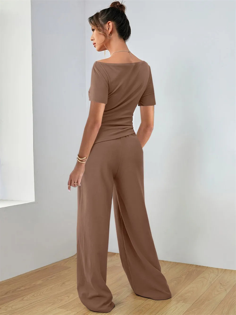 Round Neck Short Sleeve T-Shirt and Pants Set Carauana Store