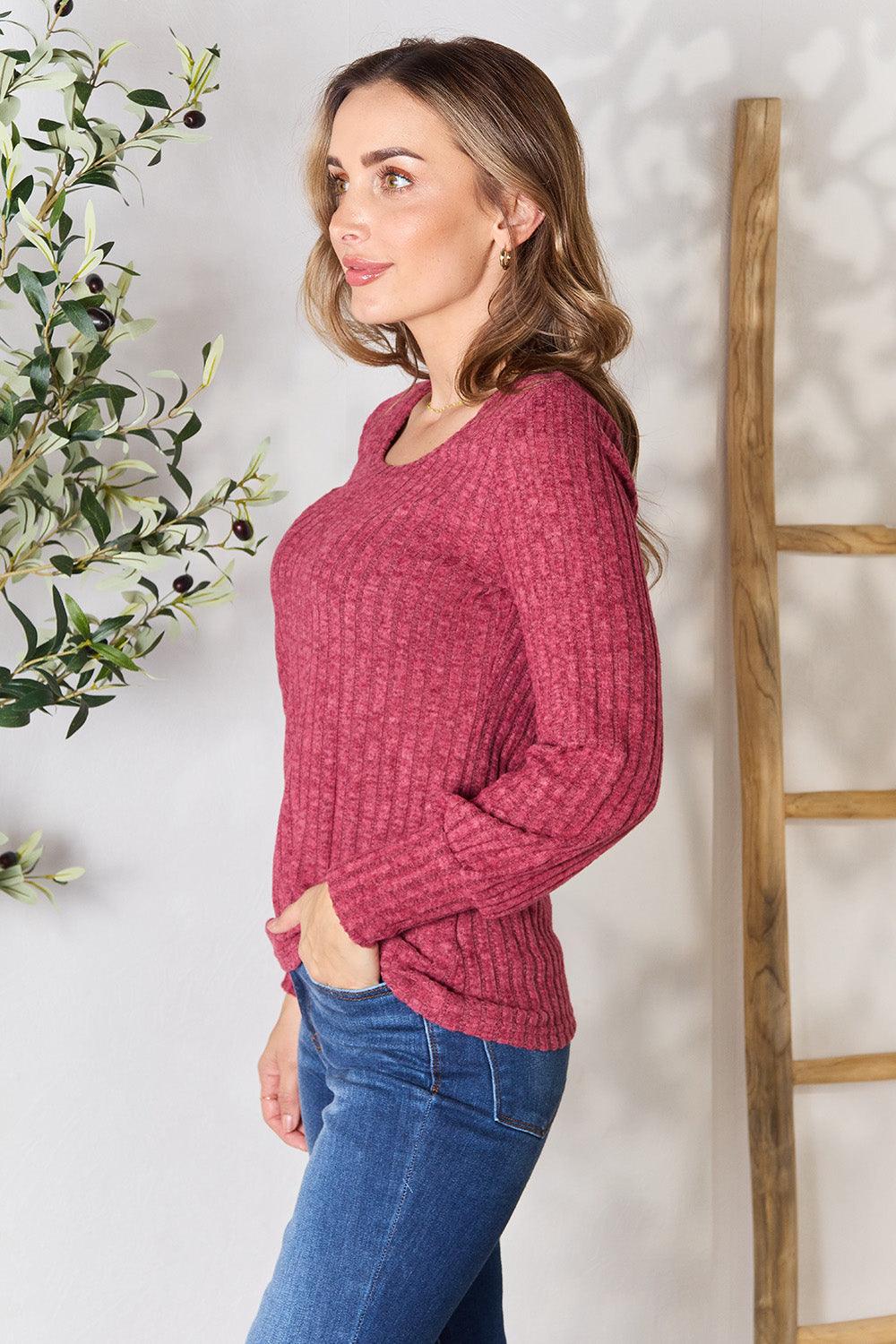 Ribbed Round Neck Lantern Sleeve Blouse