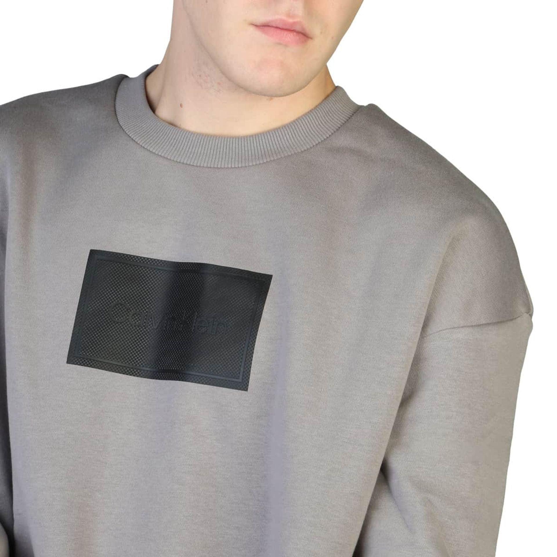 Calvin Klein Sweatshirts