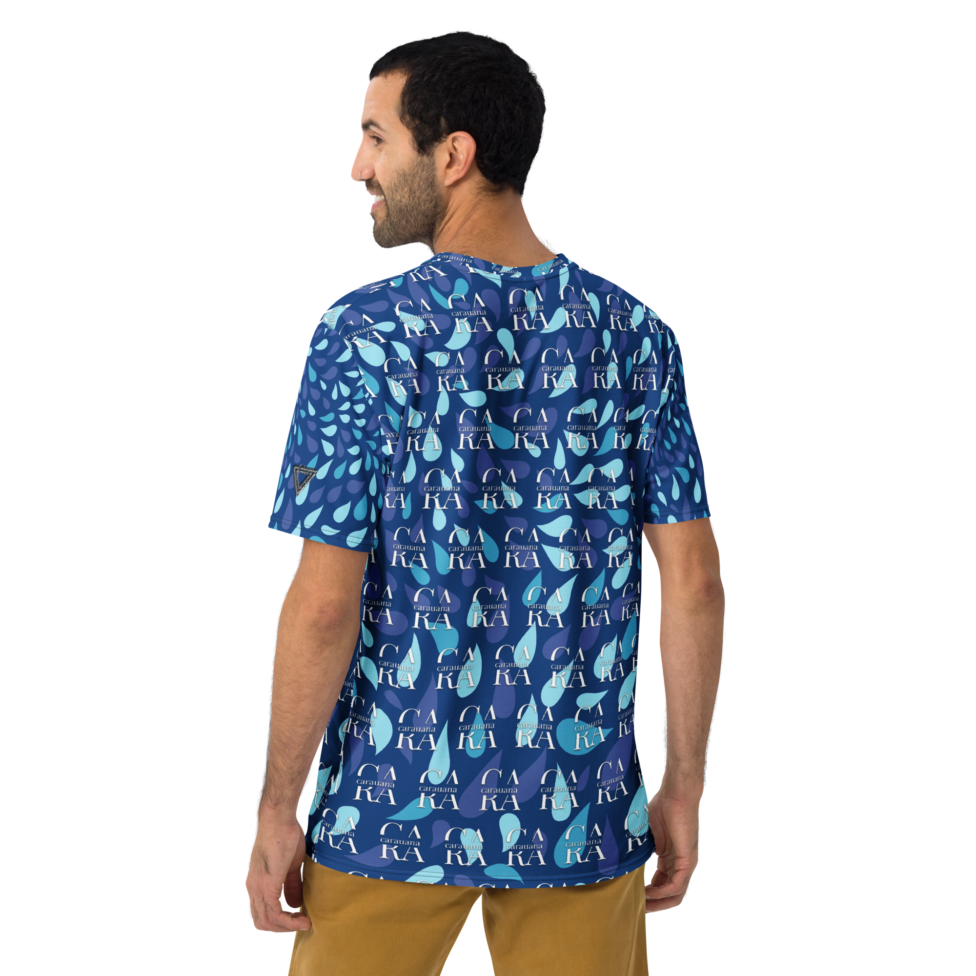 CaRaUaNa Men's t-shirt blue sky Carauana Store