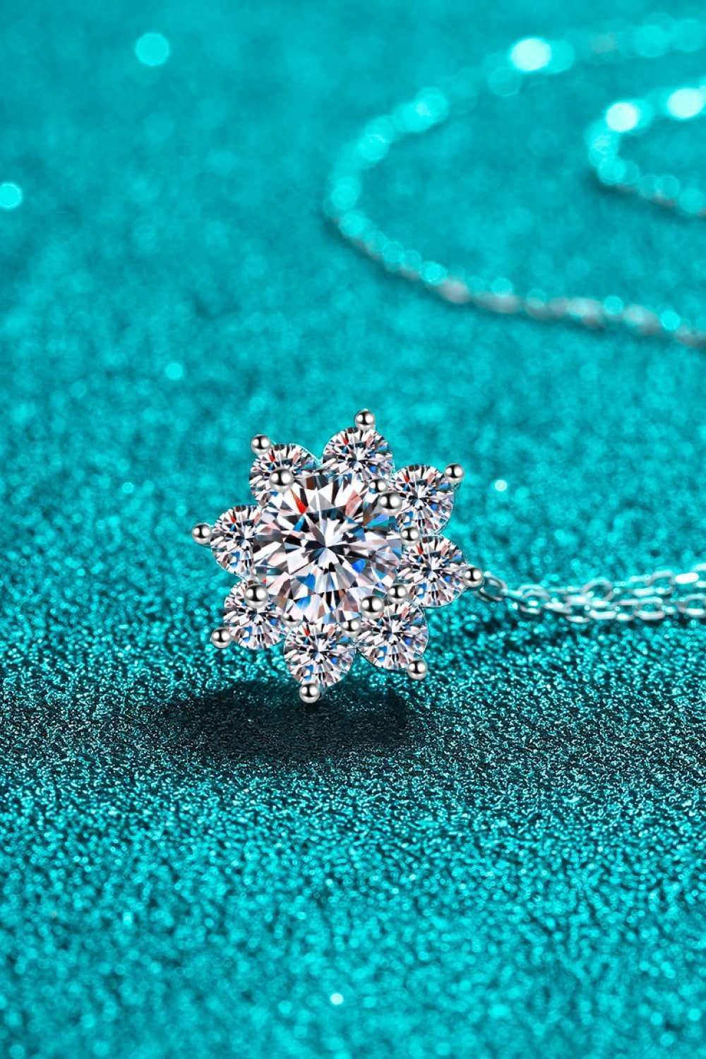 1 Carat Moissanite Floral-Shaped Pendant Necklace